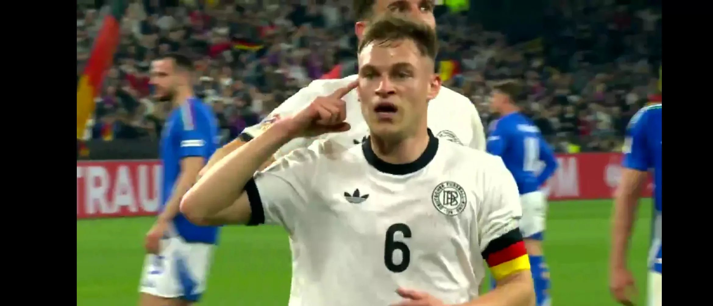 爱游戏-曼联迎德国杯关键赛，今晨伤情更新，更衣室稳定，轮换策略成焦点(德国杯最新比赛消息)