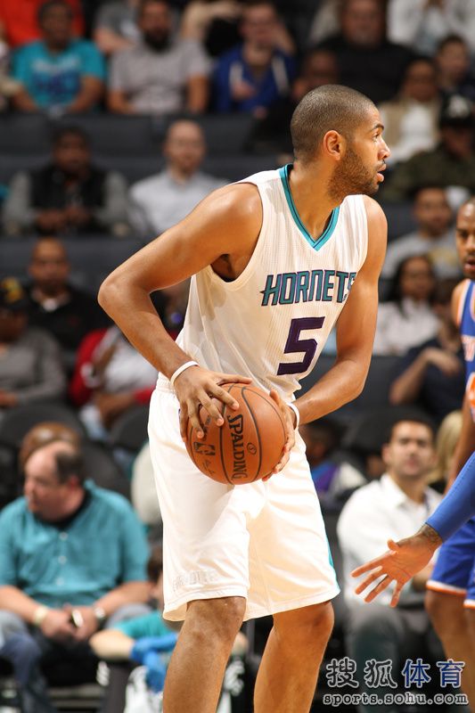 今晚夏洛特黄蜂防线松动：欧超杯节点到来，话题不断，高层口径保持一致(超人回来了威廉本特利合集)